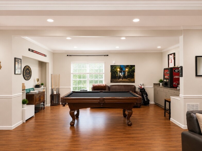 More Photos Of 250 Carriage Ct, Athens Sorority Fraternity House For Sale