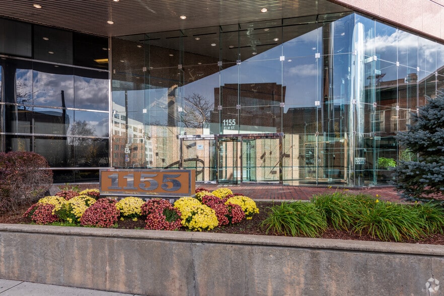 More Photos Of 1155 Elm St, Manchester Office For Lease