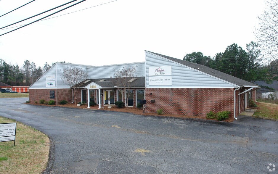 More Photos Of 3104 Grandview Dr, Simpsonville Office For Lease