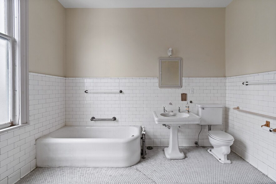 More Photos Of 1435 Market Ave N, Canton Office Residential For Sale