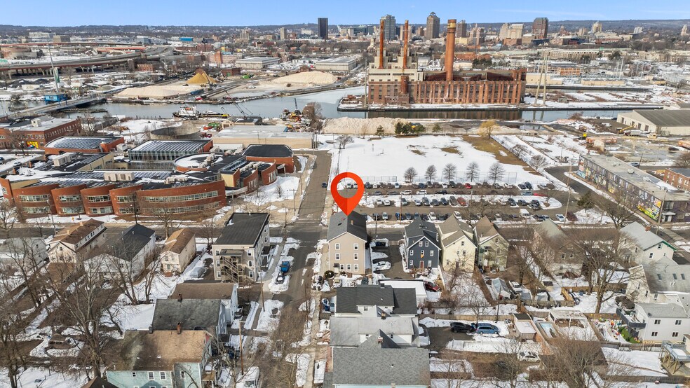 More Photos Of 127 James St, New Haven Apartments For Sale