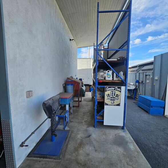 More Photos Of 402 Fleetwood Pl, Glendora Industrial For Sale
