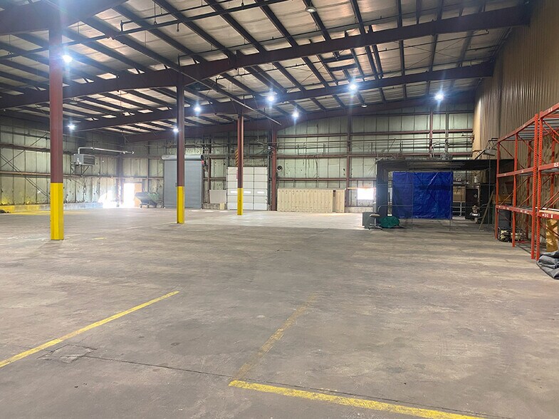 More Photos Of 2401 Mississippi Ave, Sauget Manufacturing For Lease