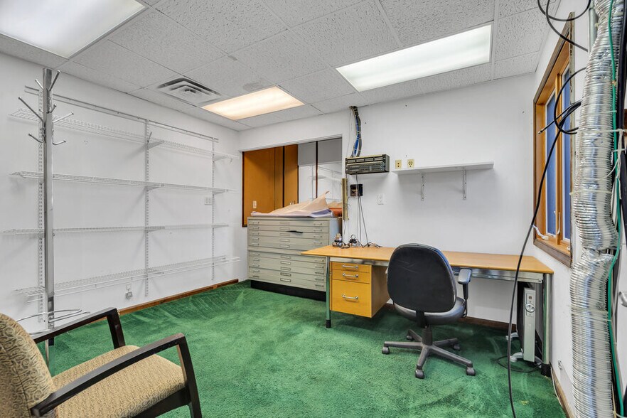 More Photos Of 1 Dag Hammarskjold Blvd, Howell Medical For Lease