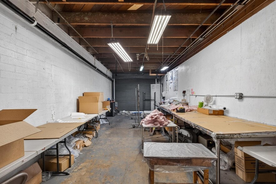 More Photos Of 5016 E Olympic Blvd, Los Angeles Storefront For Sale