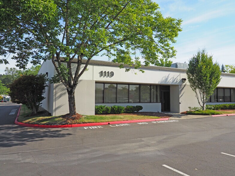 Primary Photo Of 1119 SW 7th St, Renton Office For Sale