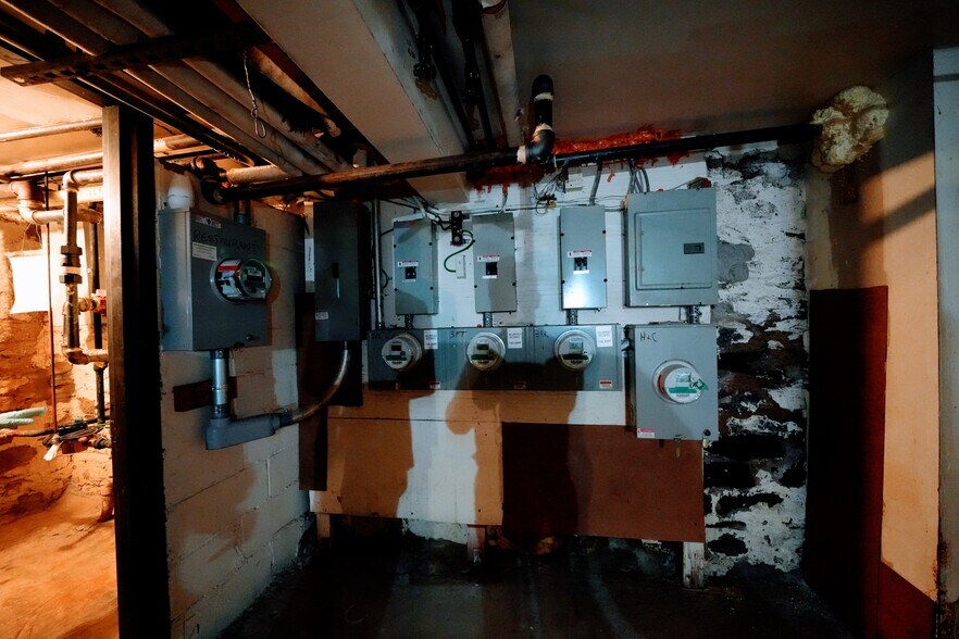 More Photos Of 233 Utica Ave, Brooklyn Storefront Retail Residential For Sale