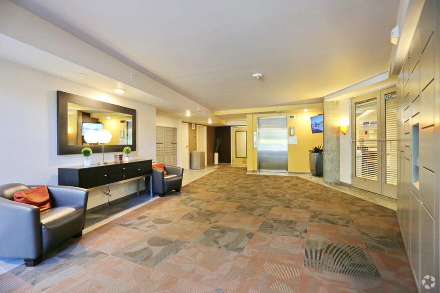 More Photos Of 11101 NE 12th St, Bellevue Apartments For Lease