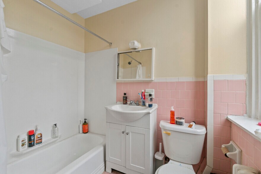 More Photos Of 2620 Maryland Ave, Baltimore Multifamily For Sale