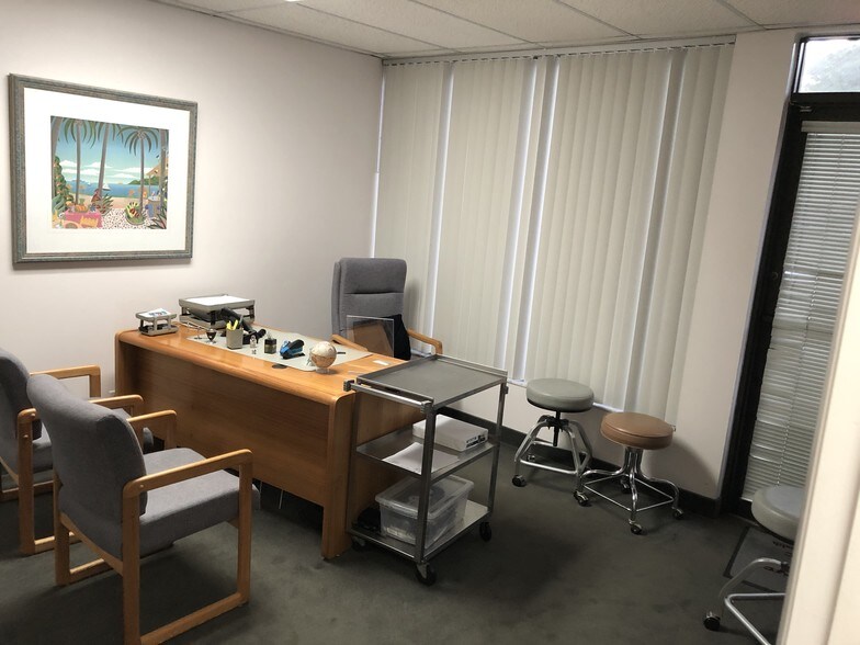 More Photos Of 1840 Forest Hill Blvd, West Palm Beach Medical For Sale