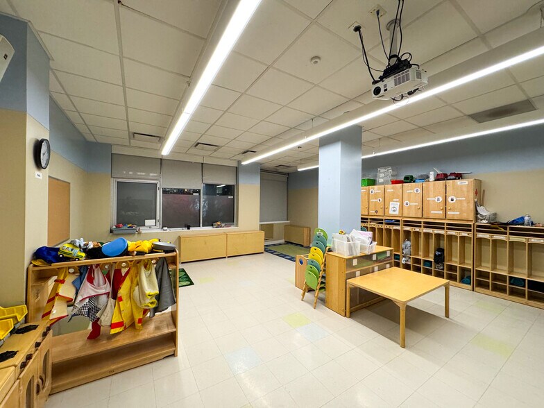 More Photos Of 291 N Union Ave, Chicago Apartments For Sale