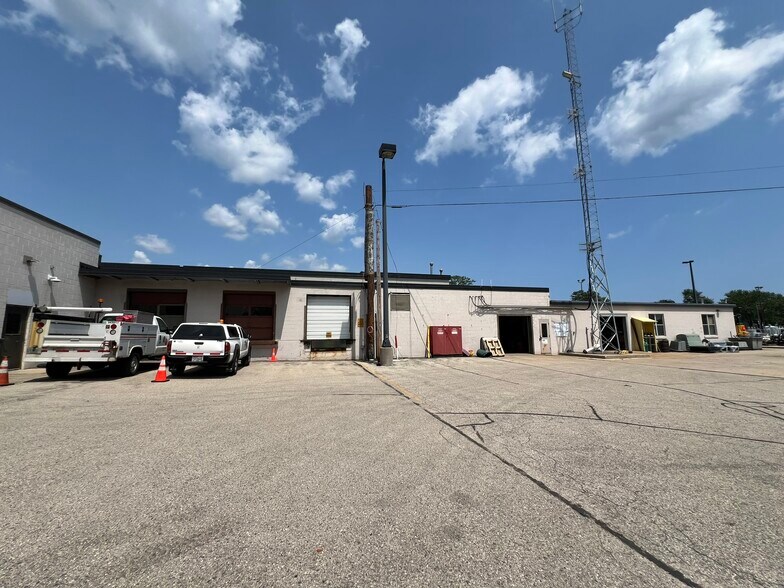 More Photos Of 1717 10th Ave, Menominee Industrial For Sale