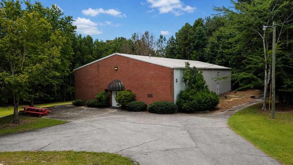 More Photos Of 2662 Thompson Mill Rd, Buford Religious Facility For Sale