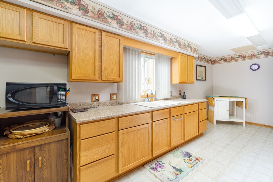 More Photos Of 1310 IL Highway 26, Princeton Specialty For Sale