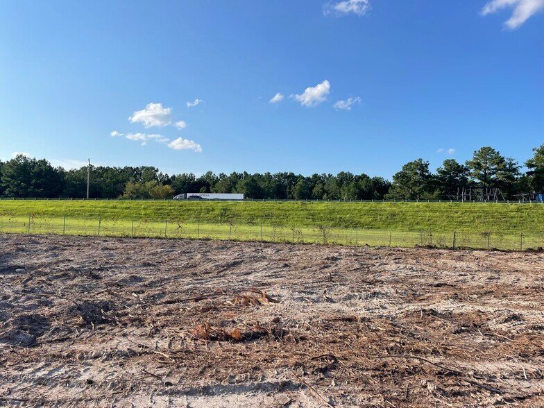 More Photos Of 1709 Atlas rd, Columbia Industrial For Lease