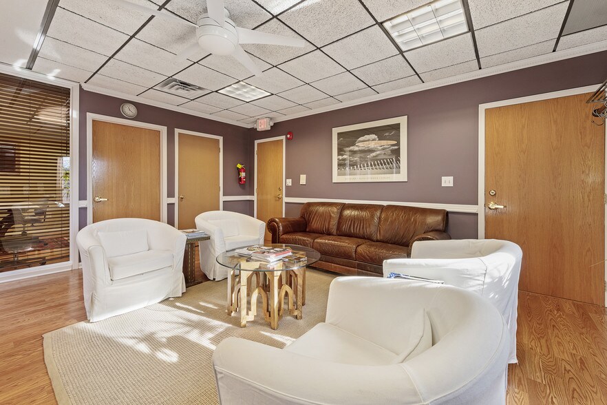 More Photos Of 188 E Bergen Pl, Red Bank Office For Sale