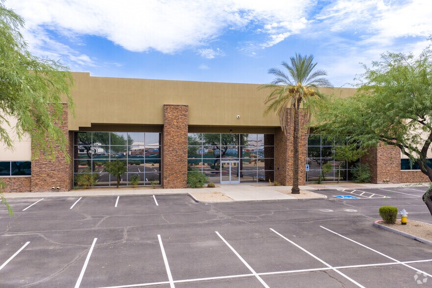More Photos Of 3010 E Elwood St, Phoenix Manufacturing For Lease