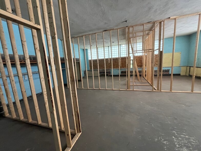 More Photos Of 314 Sanders St, Athol Schools For Sale