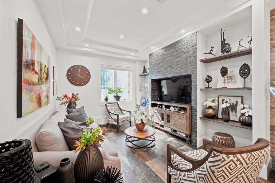 More Photos Of 332 Manhattan Ave, Brooklyn Apartments For Sale