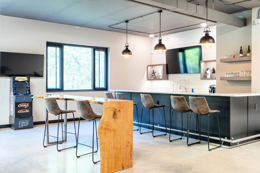 More Photos Of 78 S Main St, Glen Carbon Office For Sale