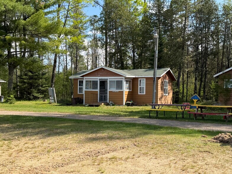 More Photos Of 3980 Lakeshore Dr, Rhinelander Lodge Meeting Hall For Sale