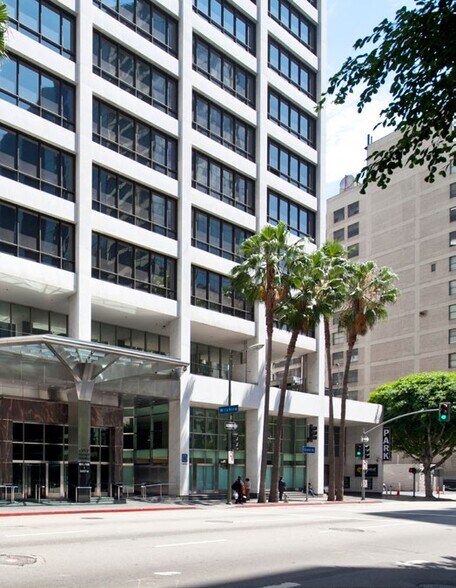 More Photos Of 624 S Grand Ave, Los Angeles Telecom Hotel Data Hosting For Lease