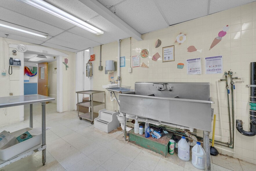 More Photos Of 309 Vine St, Camden Daycare Center For Sale