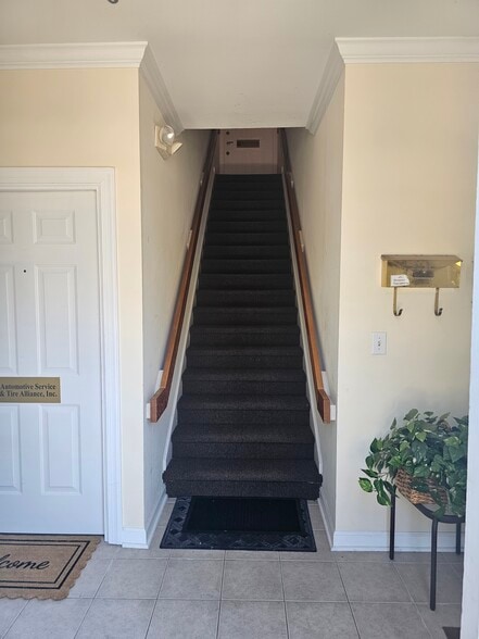 More Photos Of 316 W Millbrook Rd, Raleigh Office For Sale