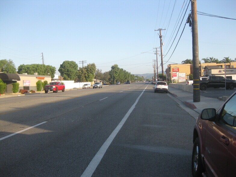 More Photos Of 26081 Bouquet Canyon Rd, Santa Clarita Freestanding For Lease