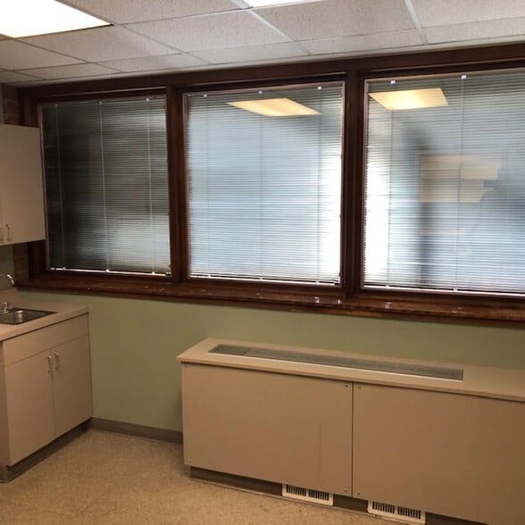 More Photos Of 4700 E Iliff Ave, Denver Medical For Lease