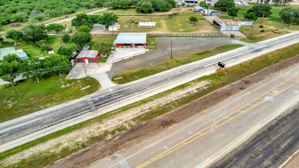 More Photos Of 23404 NW Zac Lentz Pky, Victoria General Retail For Sale