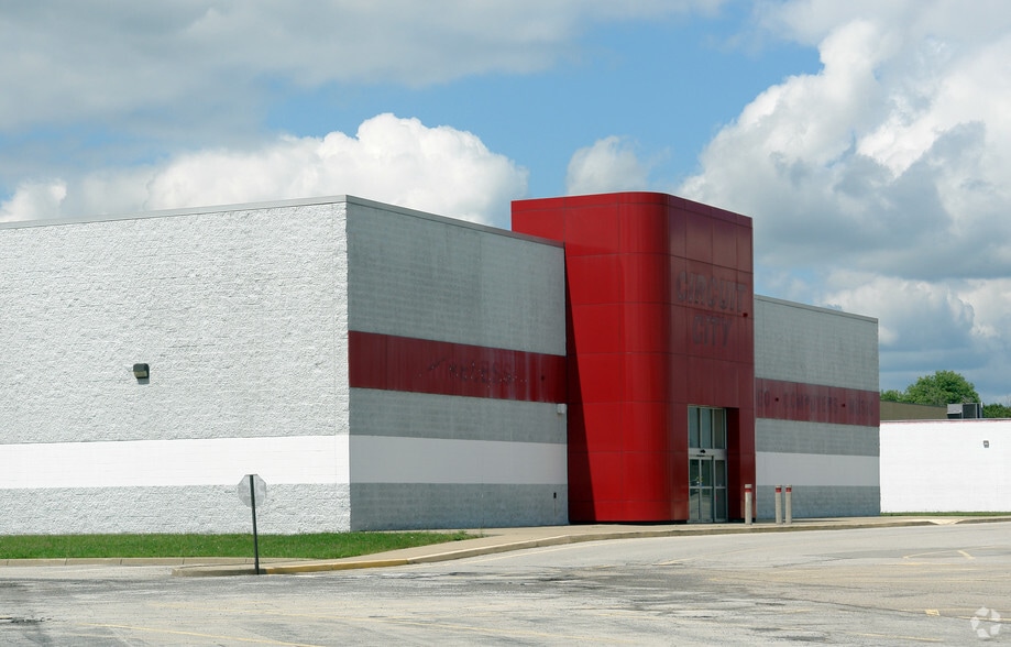 More Photos Of 570 Beaver Valley Mall, Monaca Unknown For Lease