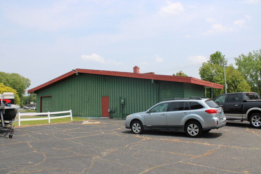 More Photos Of 7940 Sprinkle Rd, Portage Freestanding For Sale