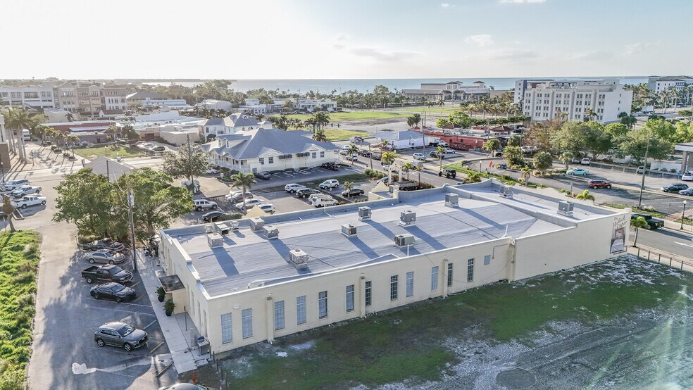 More Photos Of 121 E Marion Ave, Punta Gorda Storefront Retail Office For Sale