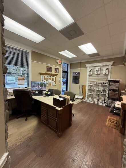 More Photos Of 101-131 E 13th St, Saint Cloud Office For Lease