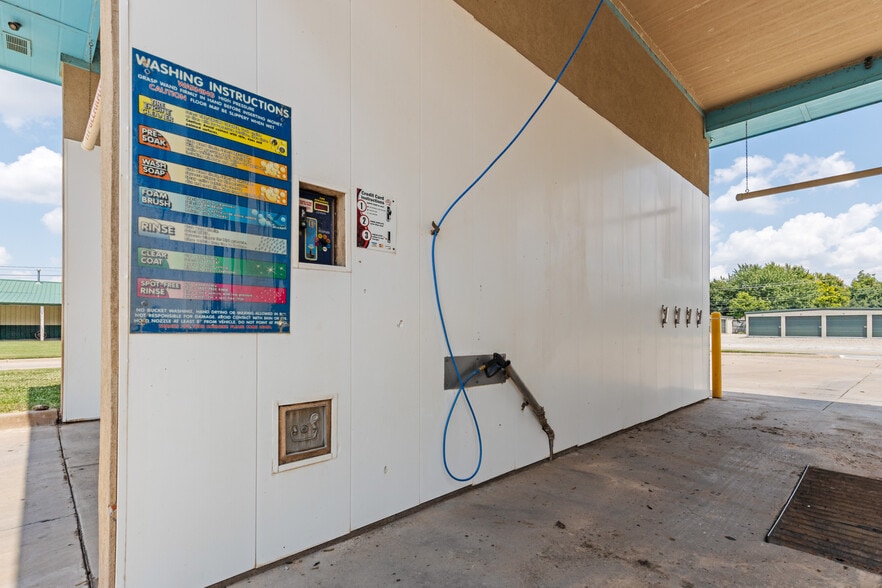 More Photos Of 1003 N Main St, Tonkawa Carwash For Sale