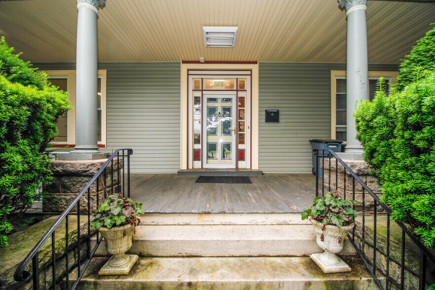 More Photos Of 417 W Blackwell St, Dover Office Residential For Sale