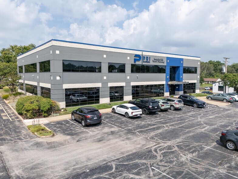 More Photos Of 174 Clarkson Rd, Ballwin Office For Sale