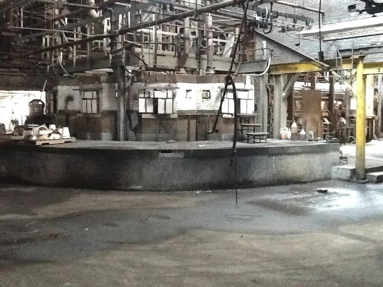 More Photos Of 1900 Liberty St, Mount Pleasant Manufacturing For Lease