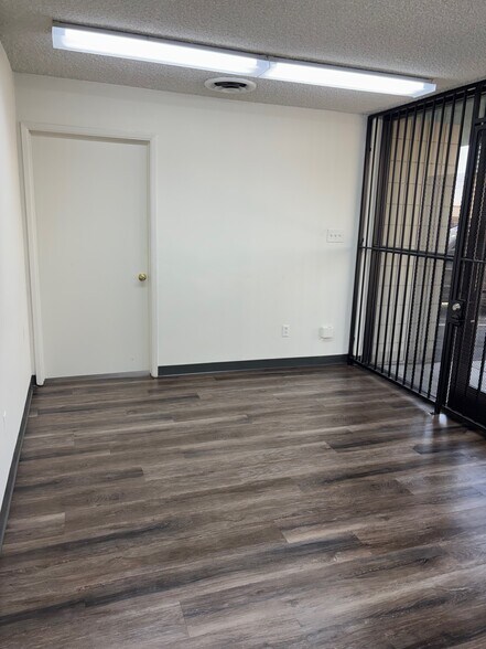 More Photos Of 1840 Floradale Ave, South El Monte Warehouse For Lease