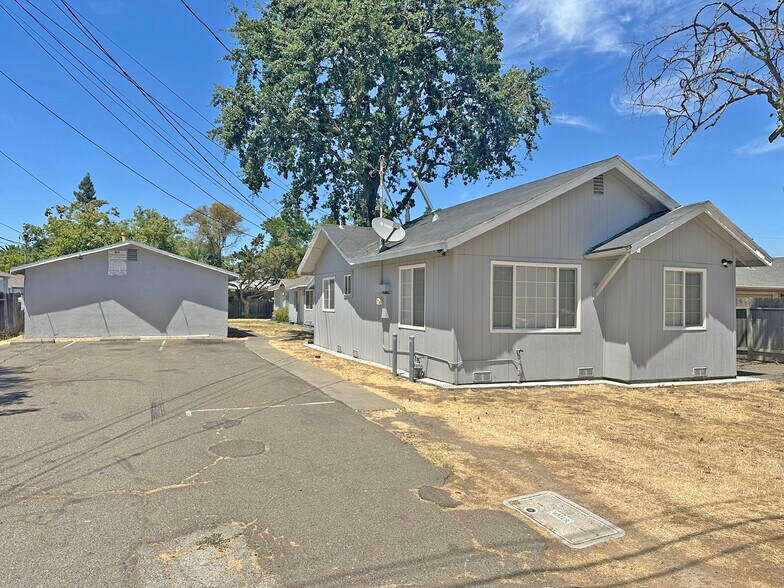 More Photos Of 1705 Kenwood St, Sacramento Apartments For Sale