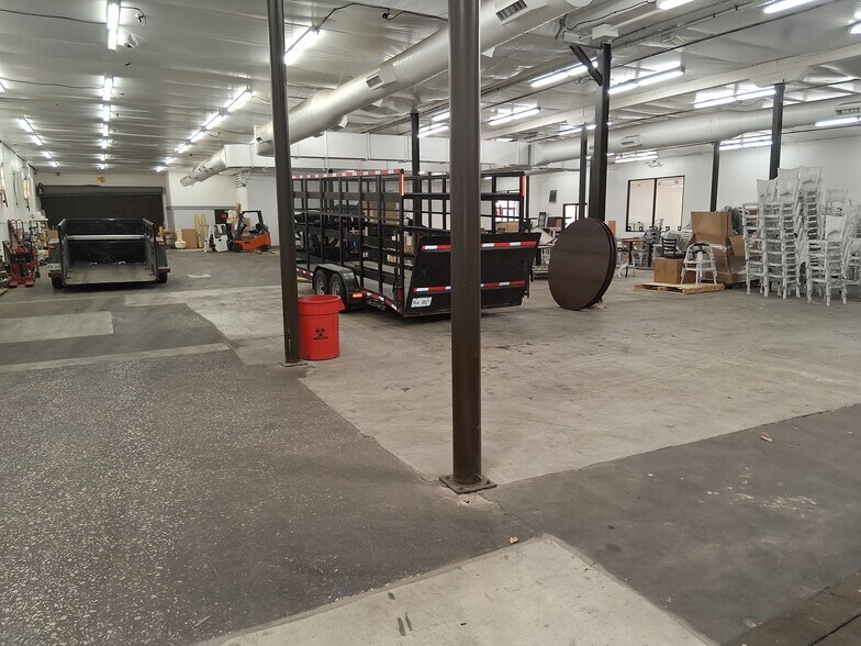 More Photos Of 800 S Morrison Ave, Collinsville Warehouse For Sale