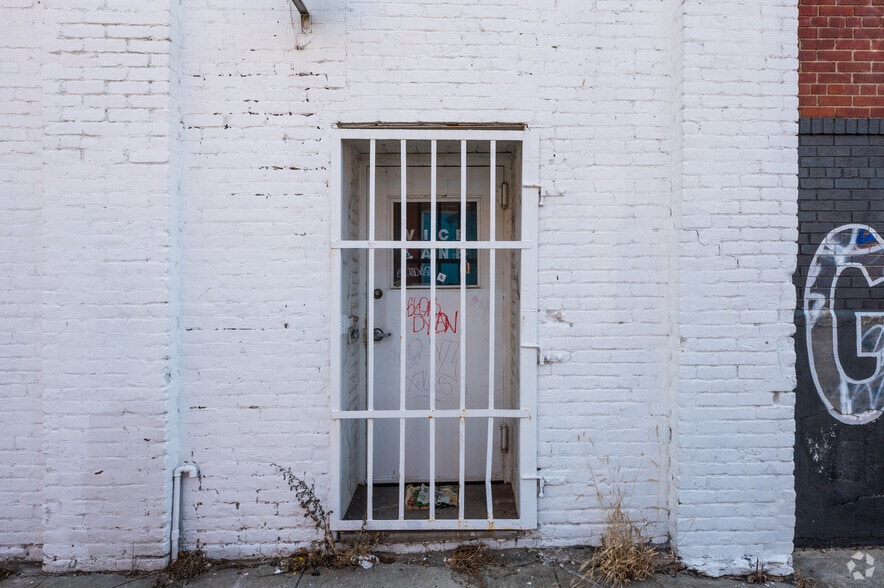 More Photos Of 15-19 Wythe Ave, Brooklyn Storefront Retail Office For Lease