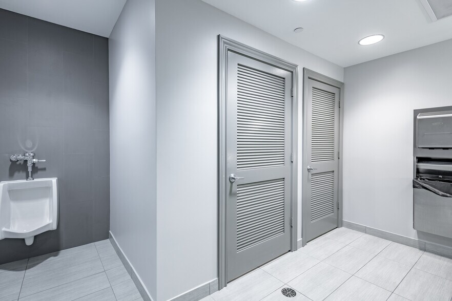 More Photos Of 3400 Carlisle St, Dallas Office For Lease