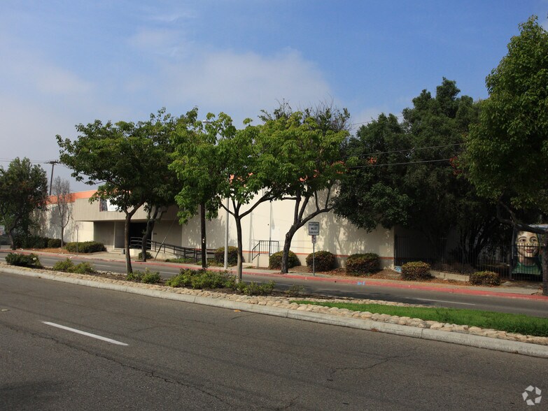 More Photos Of 205 W Torrance Blvd, Carson Warehouse For Lease