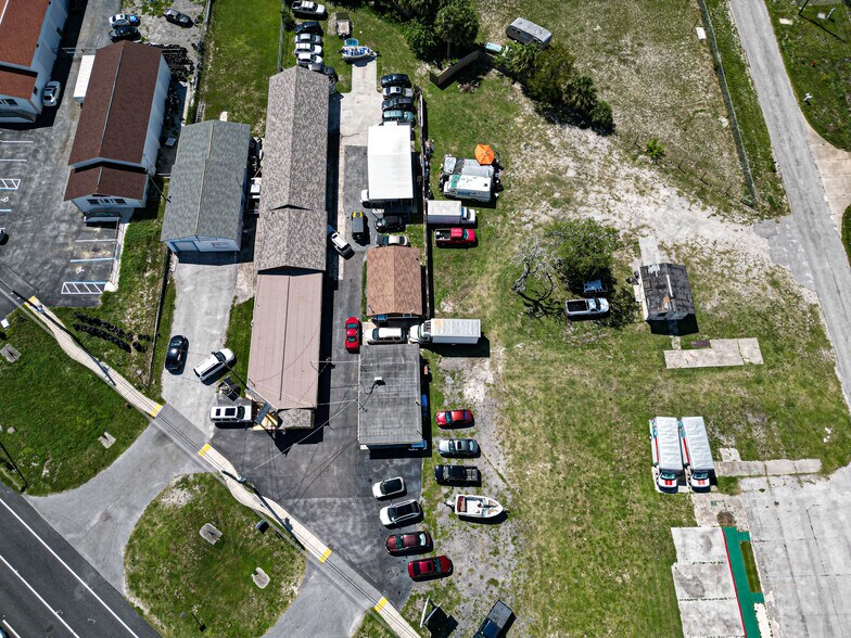 More Photos Of 14825 US Highway 19, Hudson Service For Sale