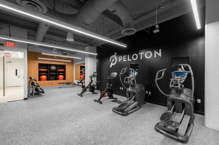 More Photos Of 1250 Connecticut Ave NW, Washington Office For Lease