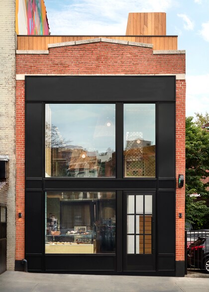 More Photos Of 660 Fulton St, Brooklyn Restaurant For Lease