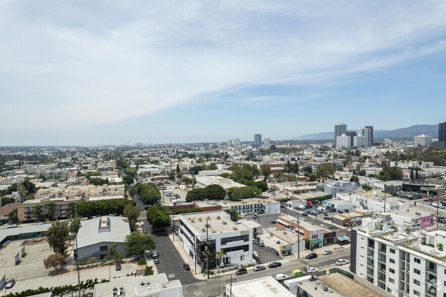 More Photos Of 1663 Sawtelle Blvd, Los Angeles Office For Lease