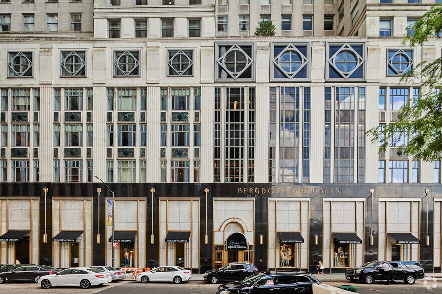 More Photos Of 745 Fifth Ave, New York Office For Lease